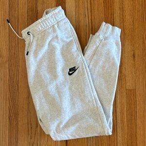Size extra small gray, Nike sweatpants, joggers great condition.